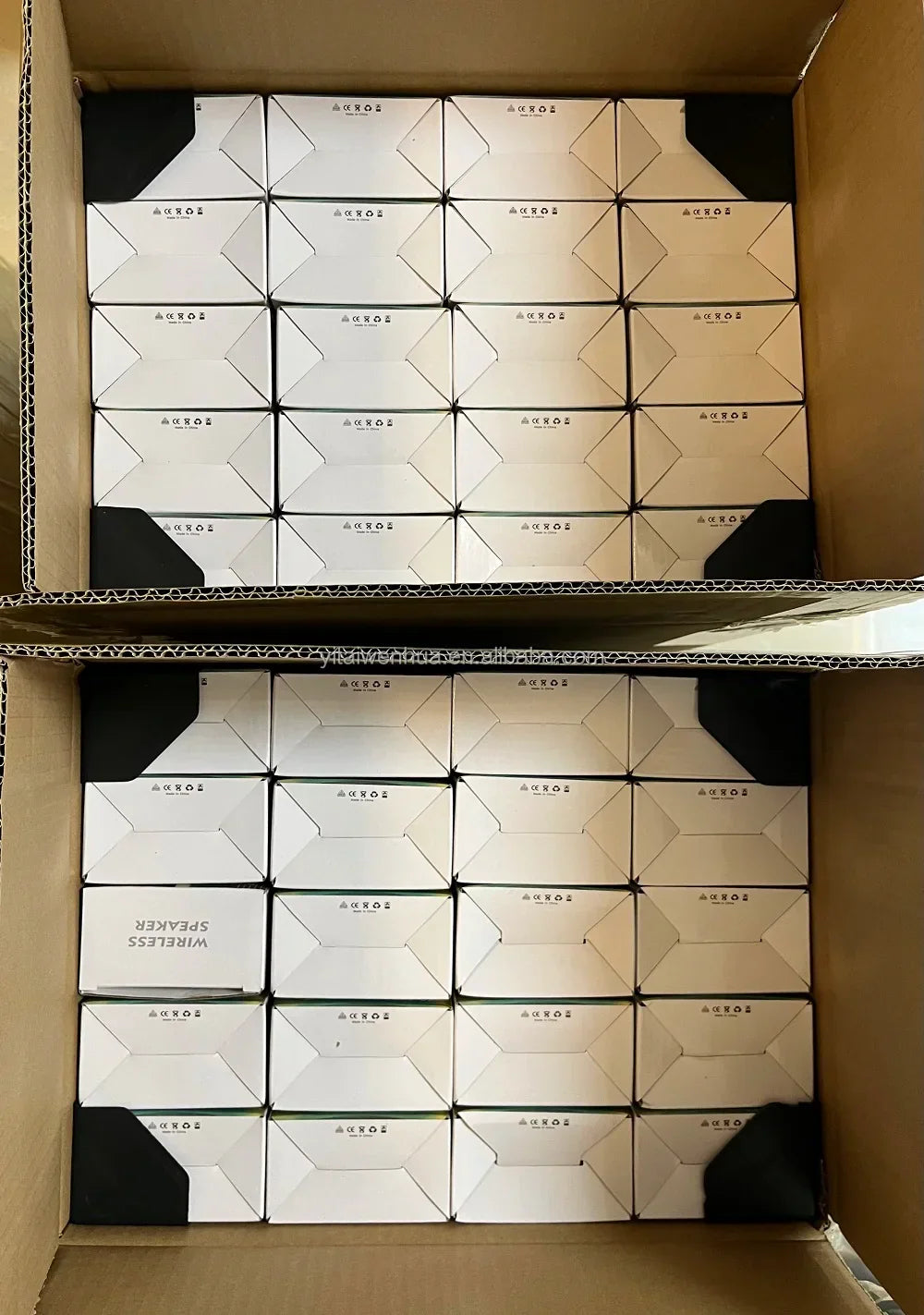 Altoparlante Bluetooth Portatile Impermeabile IPX4 Subwoofer 3W LED RGB USB